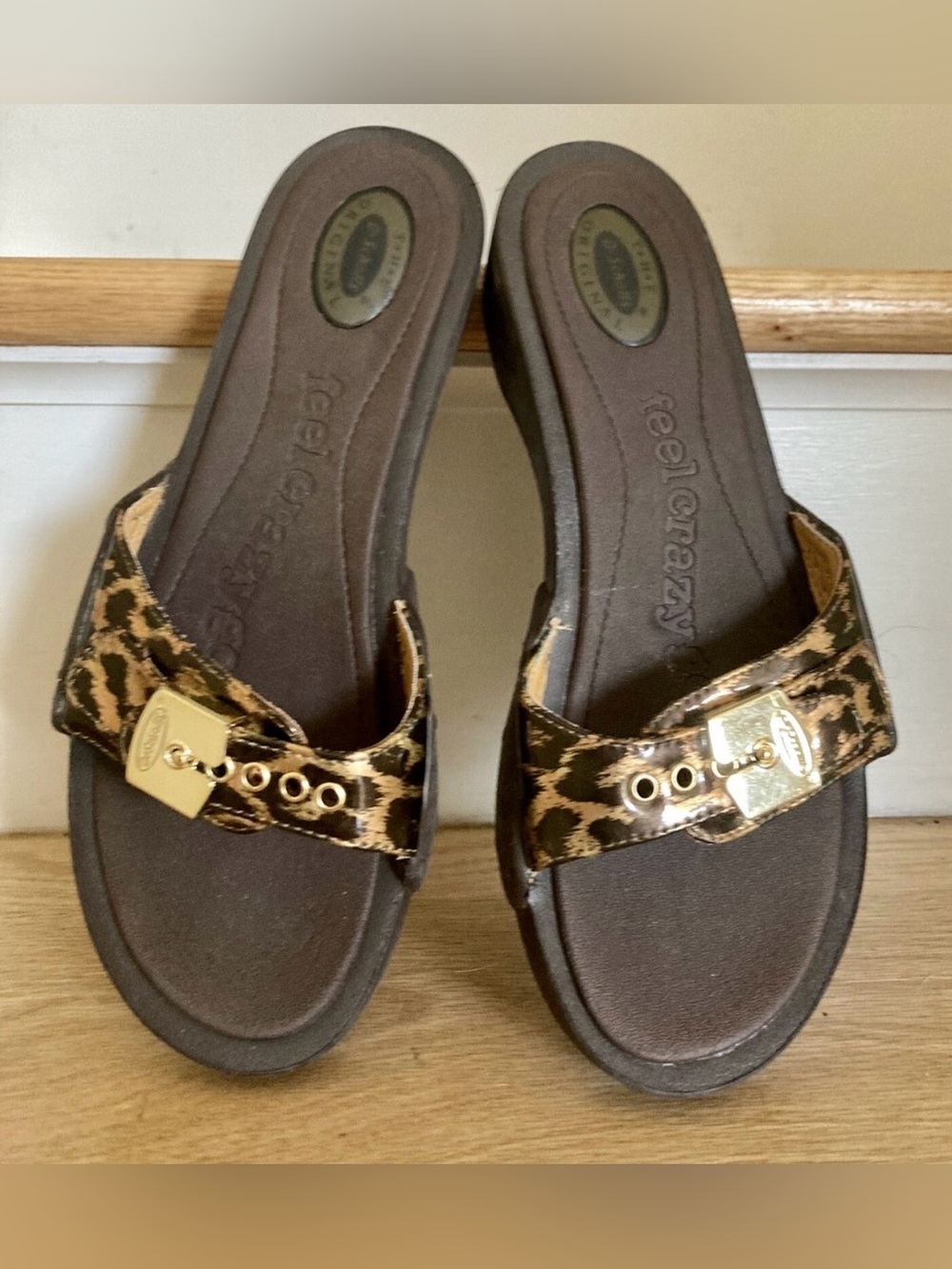 Dr. Scholl's Classic Brown Leopard Print Slide Sandals with Gold Accent size 9